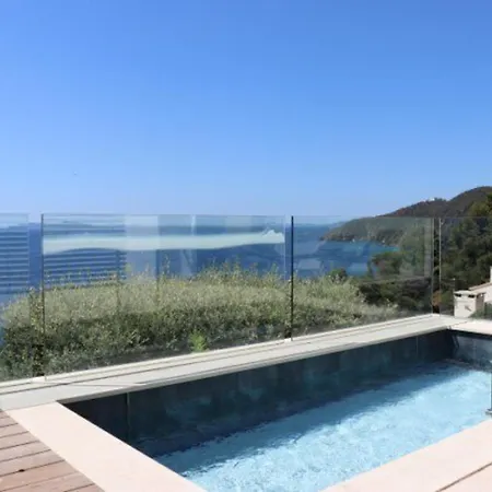 Villa Belle à Avec Piscine Et Vue - Fr-1-100-228 Cavalaire-sur-Mer