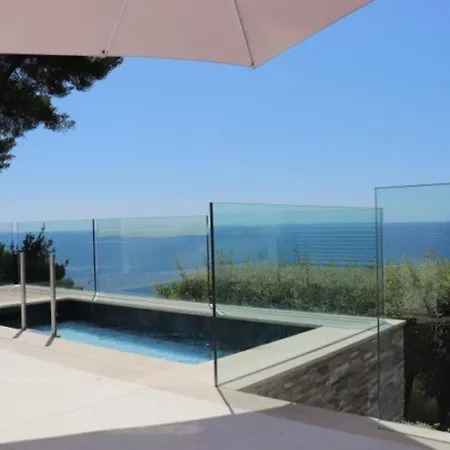 Belle à Avec Piscine Et Vue - Fr-1-100-228 * Cavalaire-sur-Mer